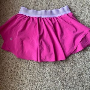 Lulu lemon “Court Rival High Rise Skirt”